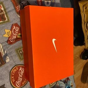 Woman’s nike revolution 5 running shoes. size 10 in woman’s. great condition.